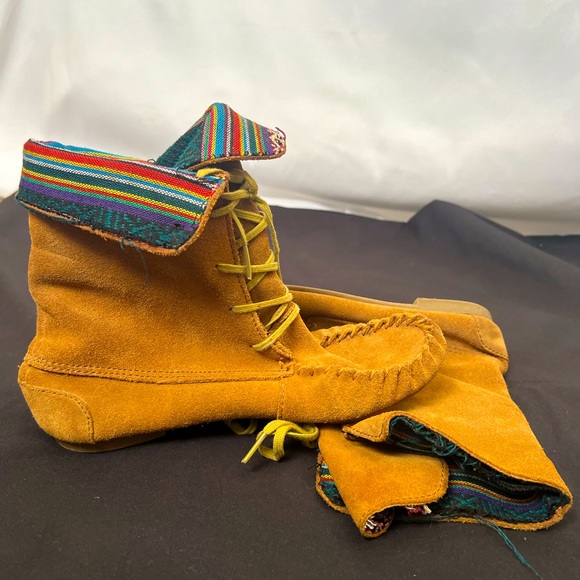 Moccasins boots - Picture 2 of 8